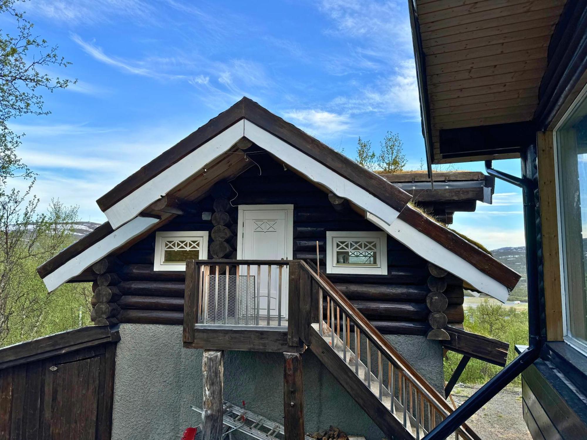 Unique Arctic Timber Cabin Skaidi Екстериор снимка